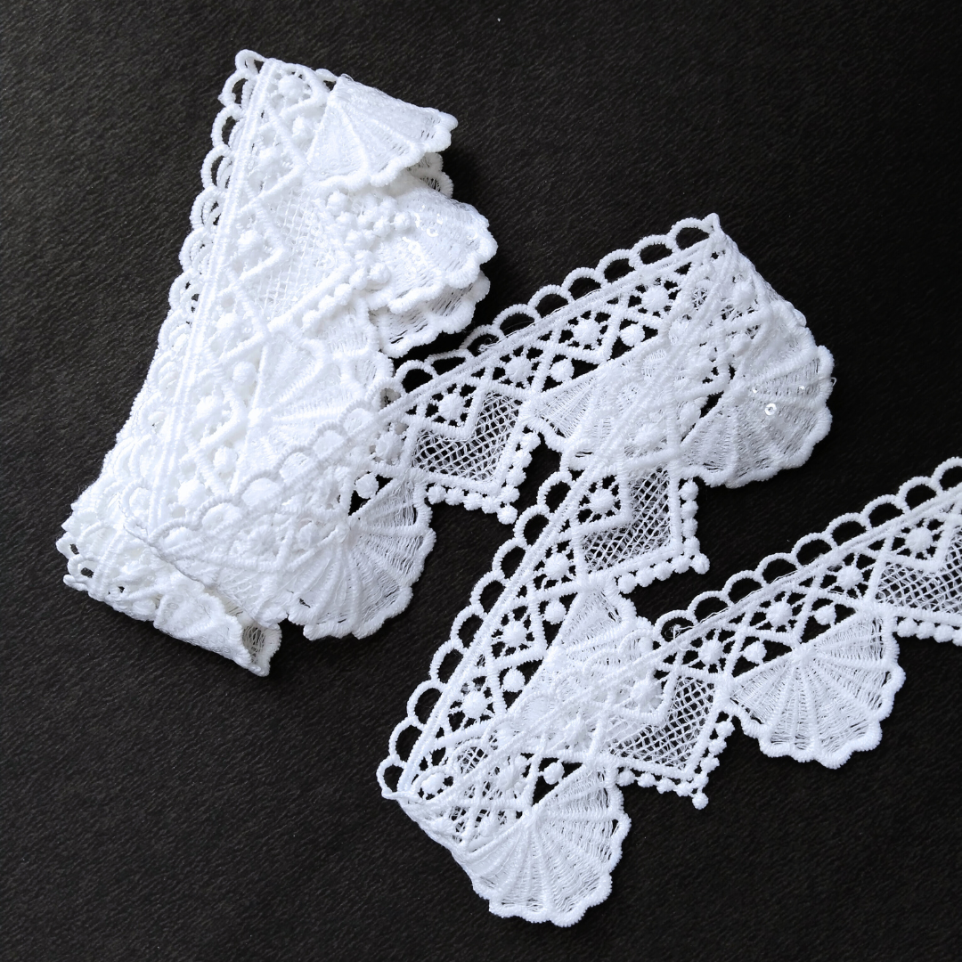 Gleemify white dyeable lace trim full length 2 metres for saree border and garment decoration