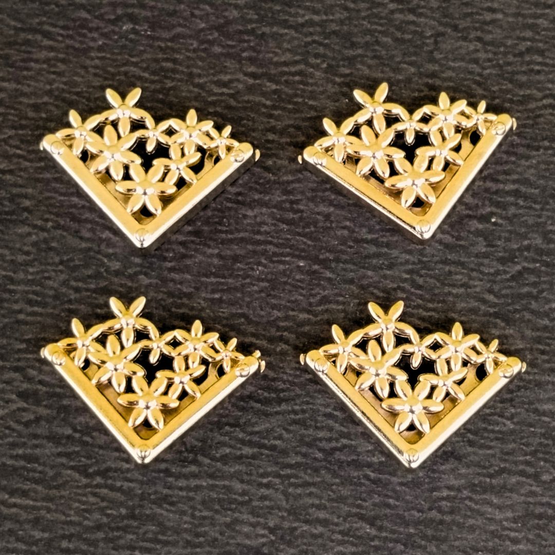 Premium Metal Collar Tips – Set of 4 | Shirt Collar Pins for Men & Women