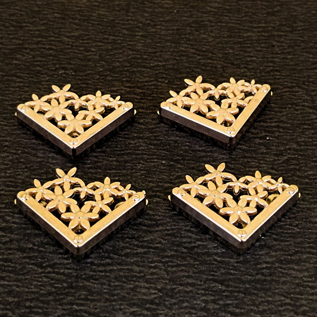Premium Metal Collar Tips – Set of 4 | Shirt Collar Pins for Men & Women