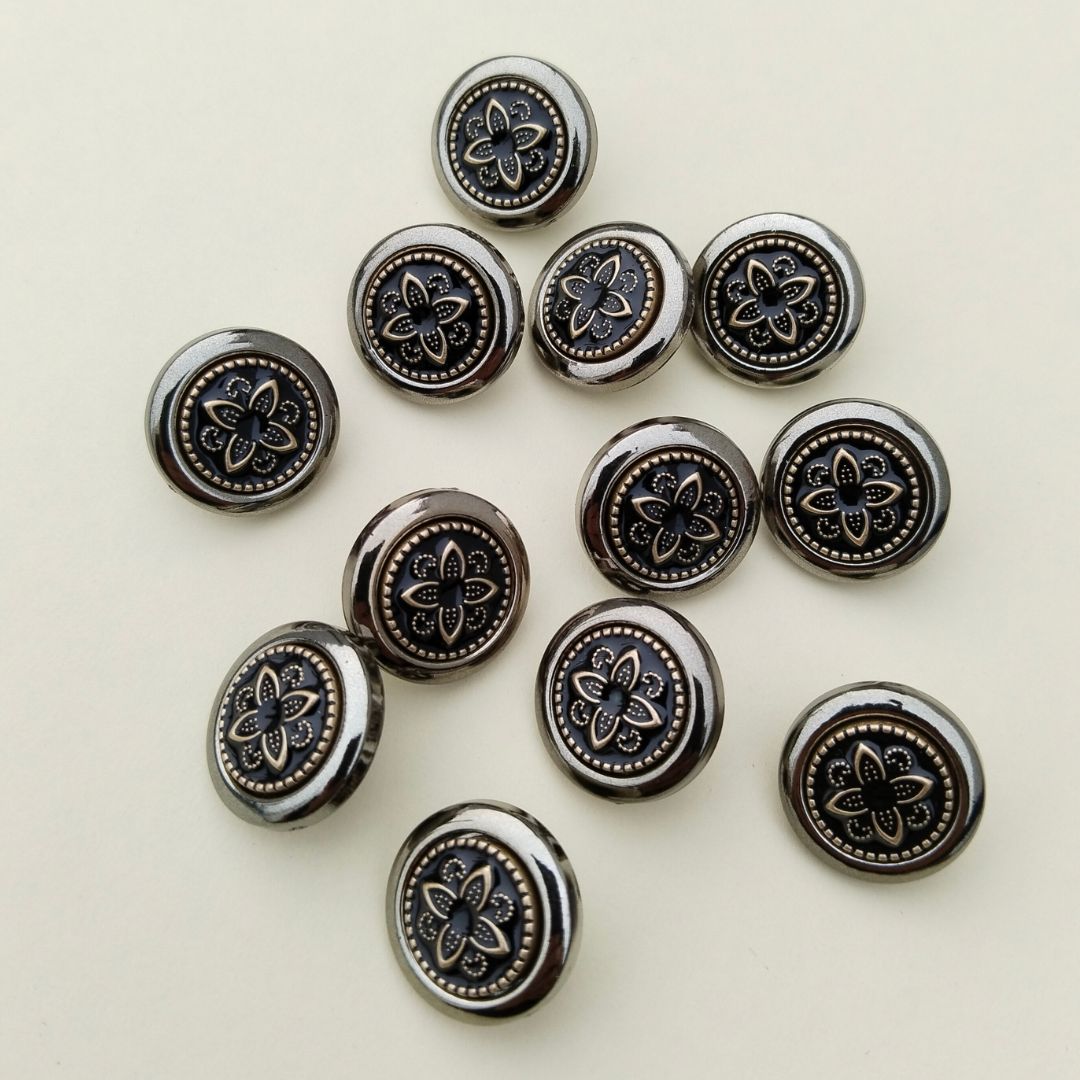 Gunmetal Floral Medallion Button | 12 Pieces