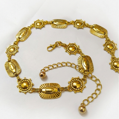 Gold metal waist chain belt for women, 43-inch adjustable kamarbandh for ethnic and party wear styling – Gleemify