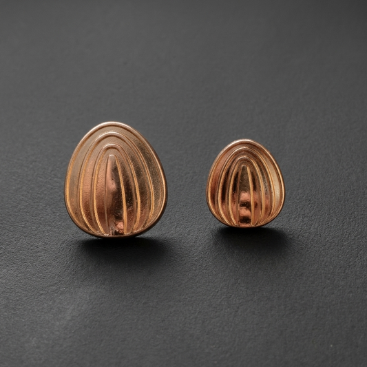 Zenith arch gold button detail view – metal, 22mm and 17mm, for blazer suit overcoat – Gleemify